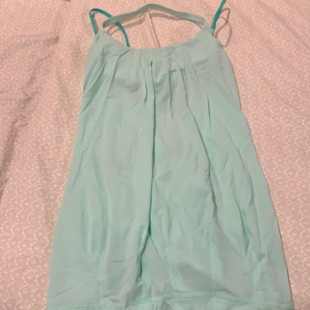100% Authentic LuluLemon tank w/ sports bra size 4